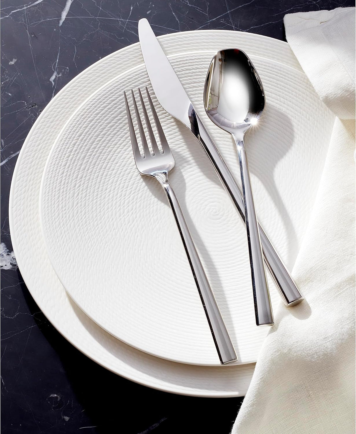 Lenox Silverware Set, LX Collective 26-Piece Flatware Set, Service For 8, 18/10 Stainless Steel, Dishwasher Safe, Cutlery Sets, Kitchen Utensils Sets, Knives Spoons And Forks, Home (Silver, 26 Pieces)